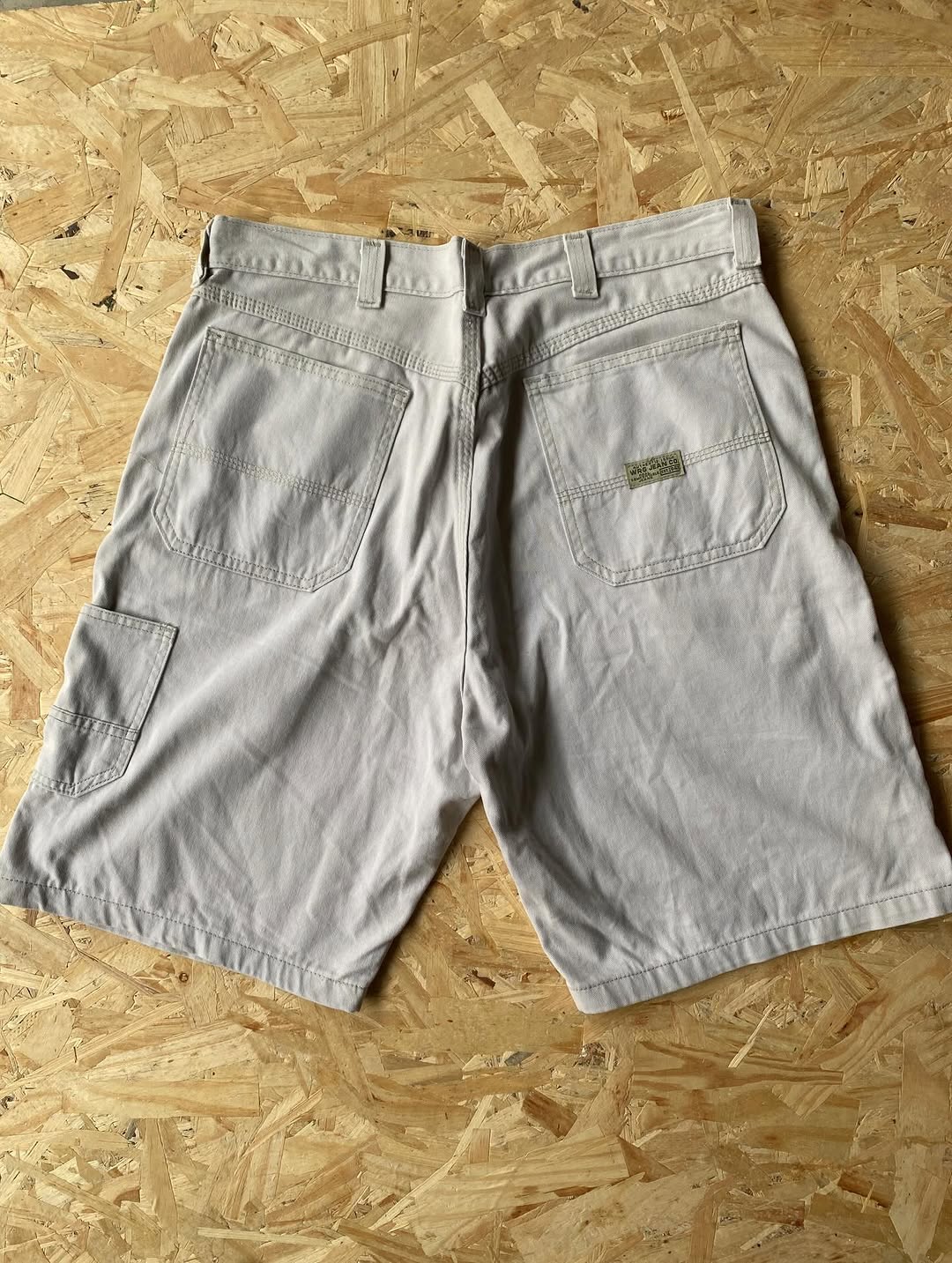 Vista 4 de Bermuda WRG Jean Co