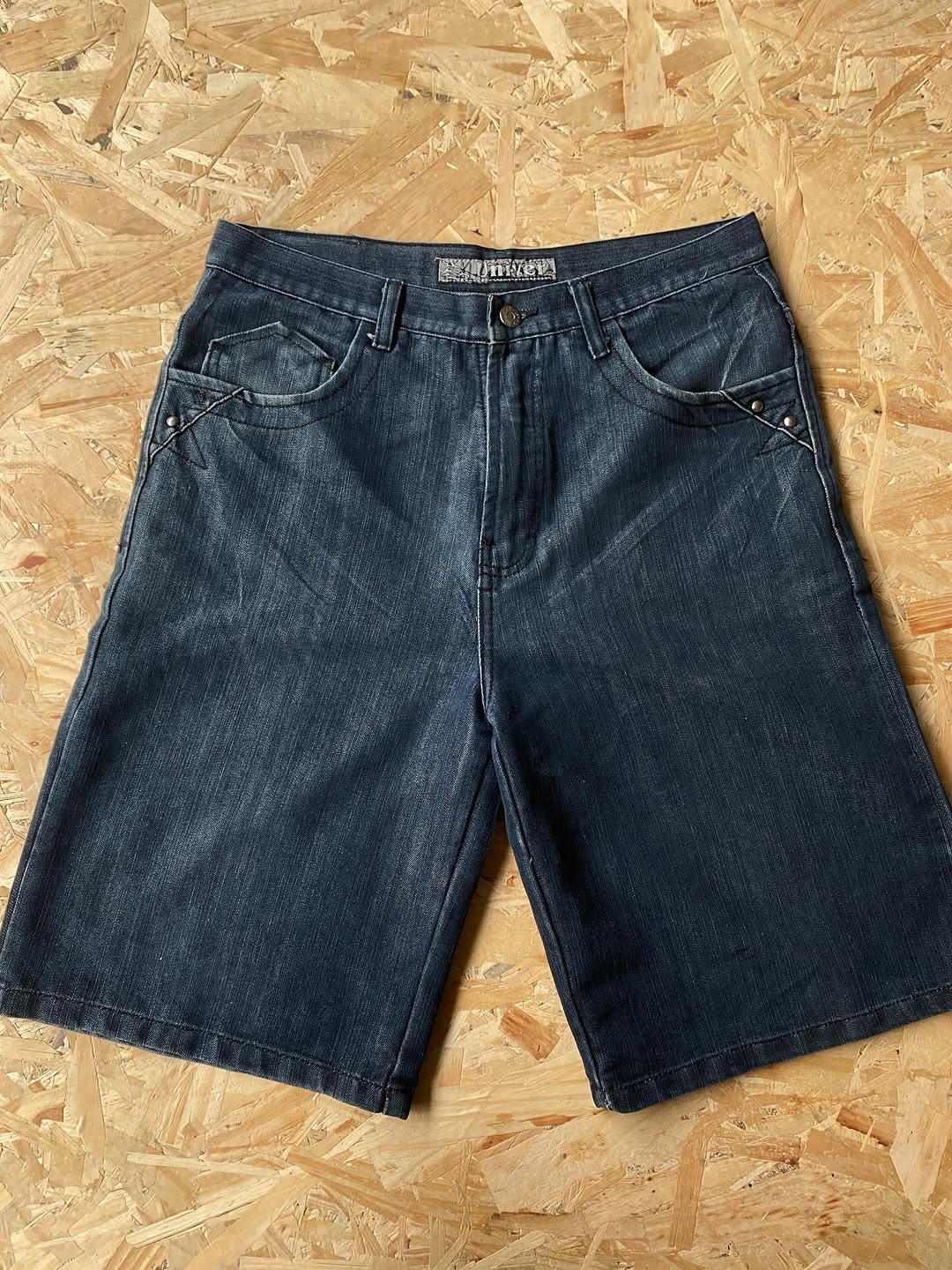 Jort Univer Vintagee — vista principal